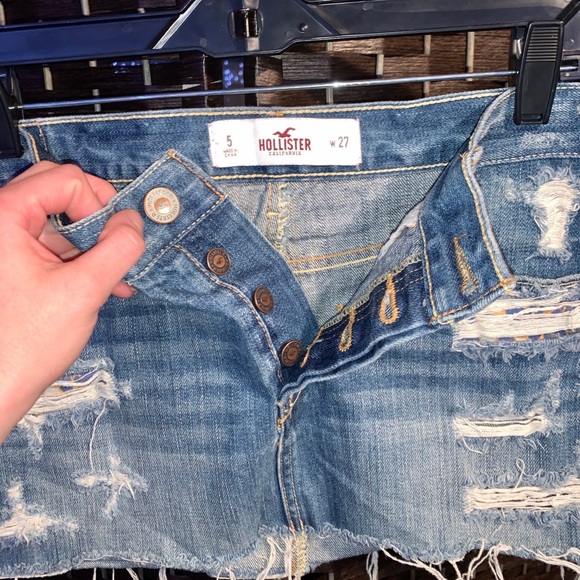 Hollister Distressed Denim Skirt - Picture 3 of 4